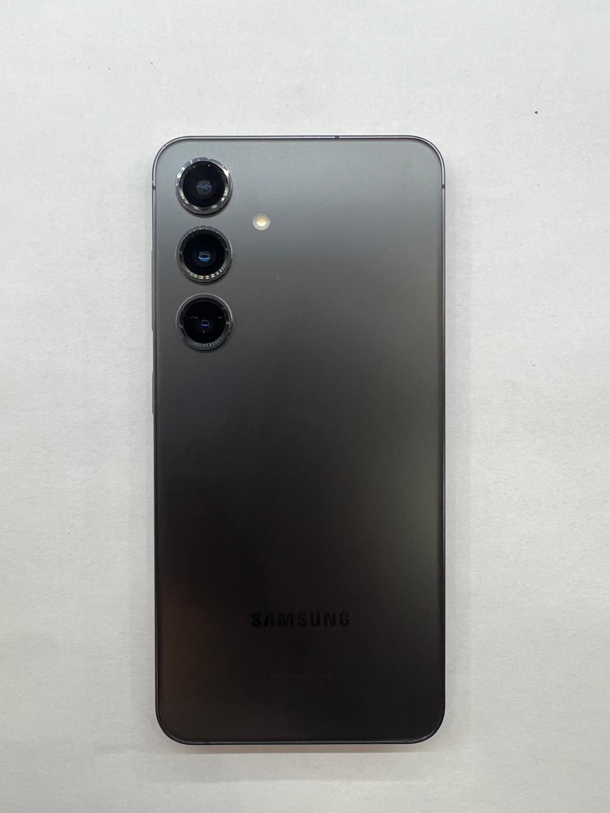 s24 Titanium 128 gb